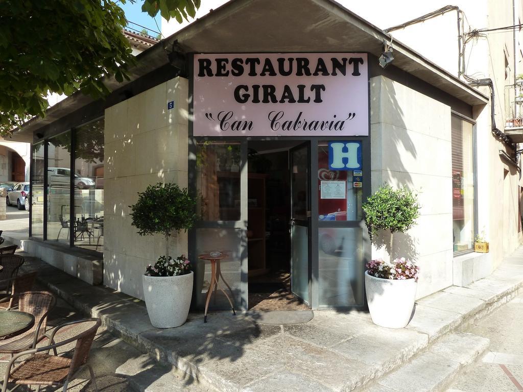 Restaurant Fonda Giralt Hotel Amer Exterior photo